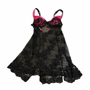 90s/Y2K European Vintage Hunkemöller Floral Lace Push-Up Slip Dress Black/Pink M